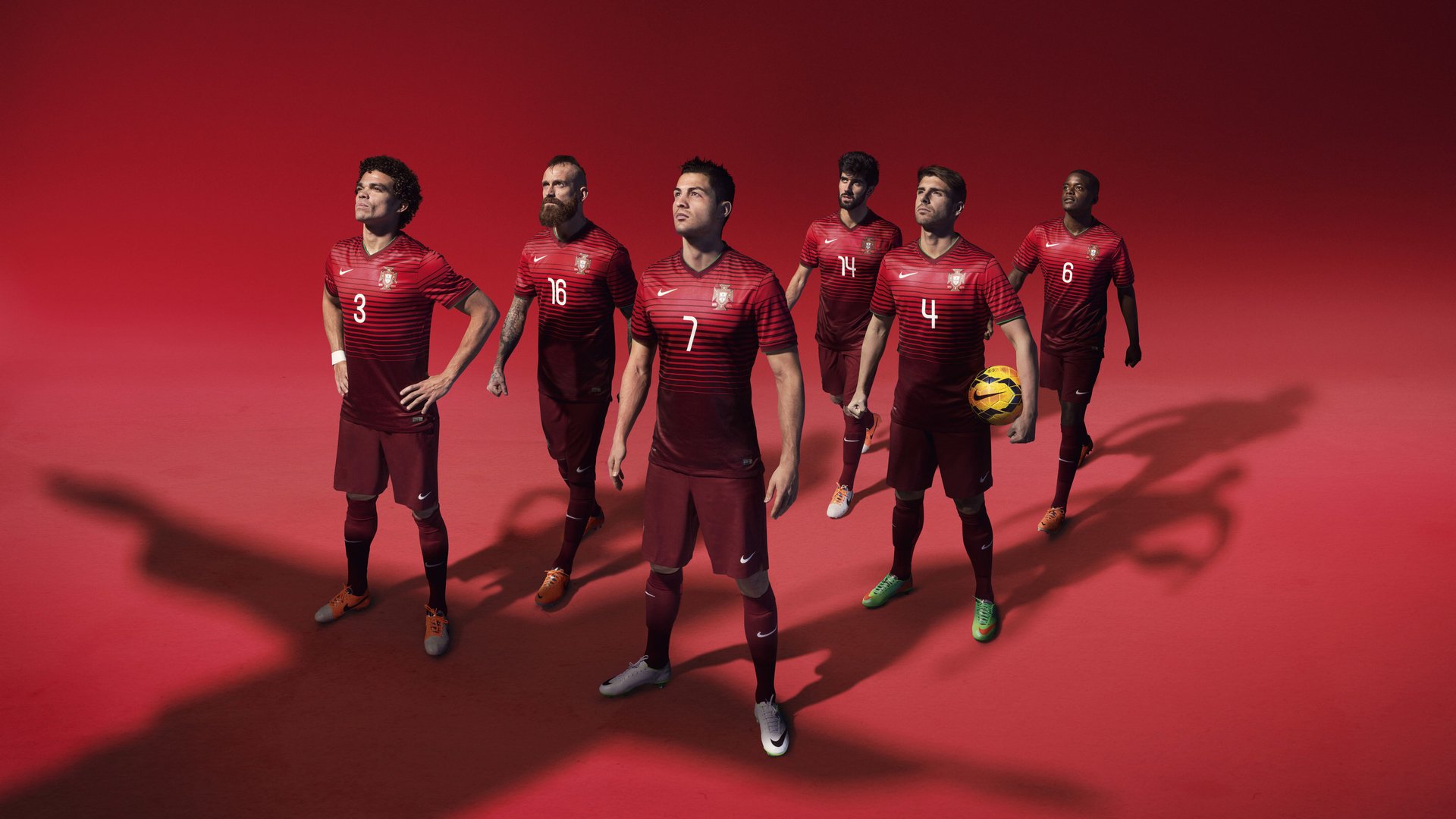 绿茵惊雷，爱尔兰一波带走韩国，库尔图瓦神灯点燃欧洲之夜