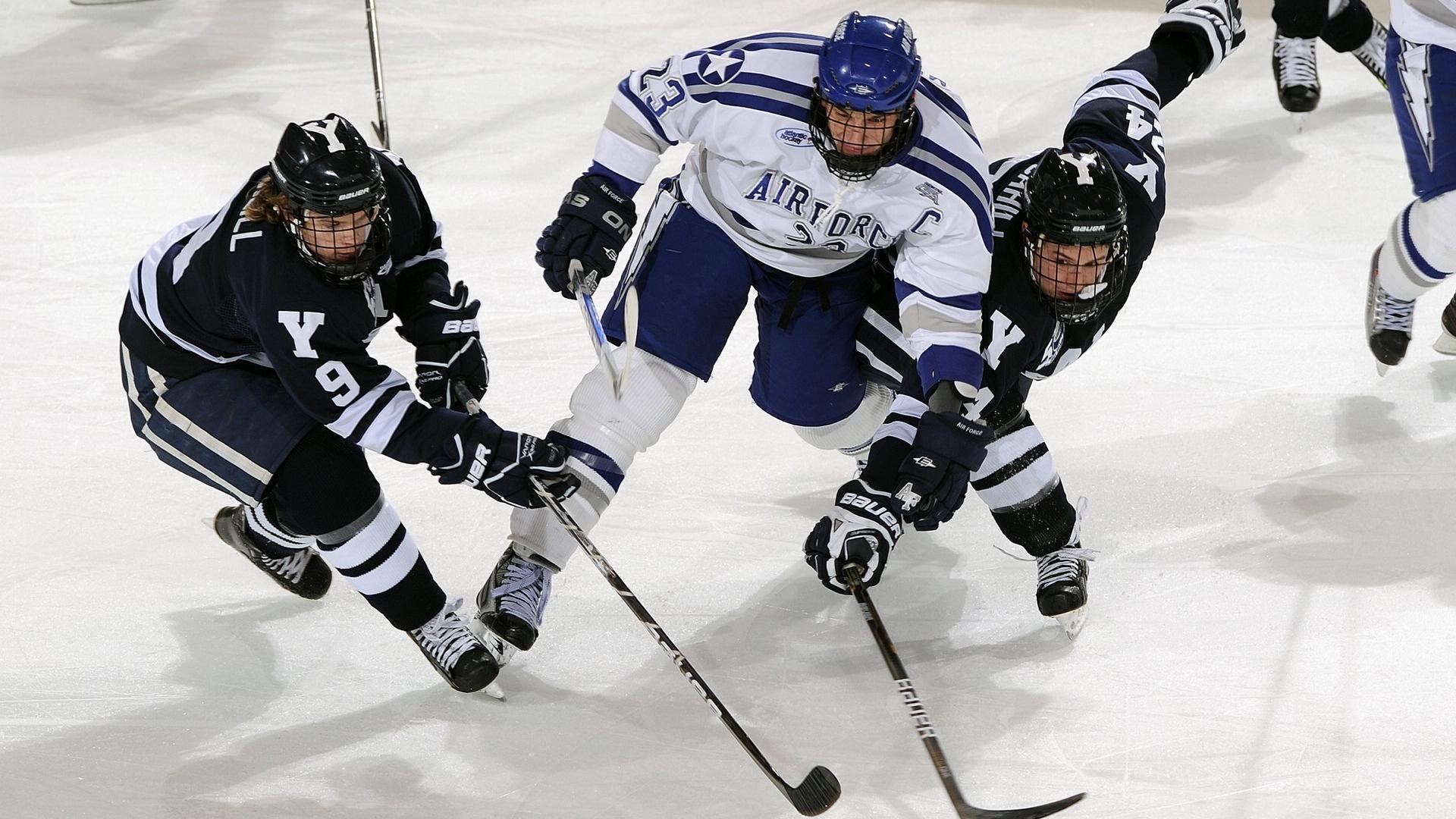 末节风暴！拜仁式体系击溃阿尔及利亚，加维化身关键先生导演逆转