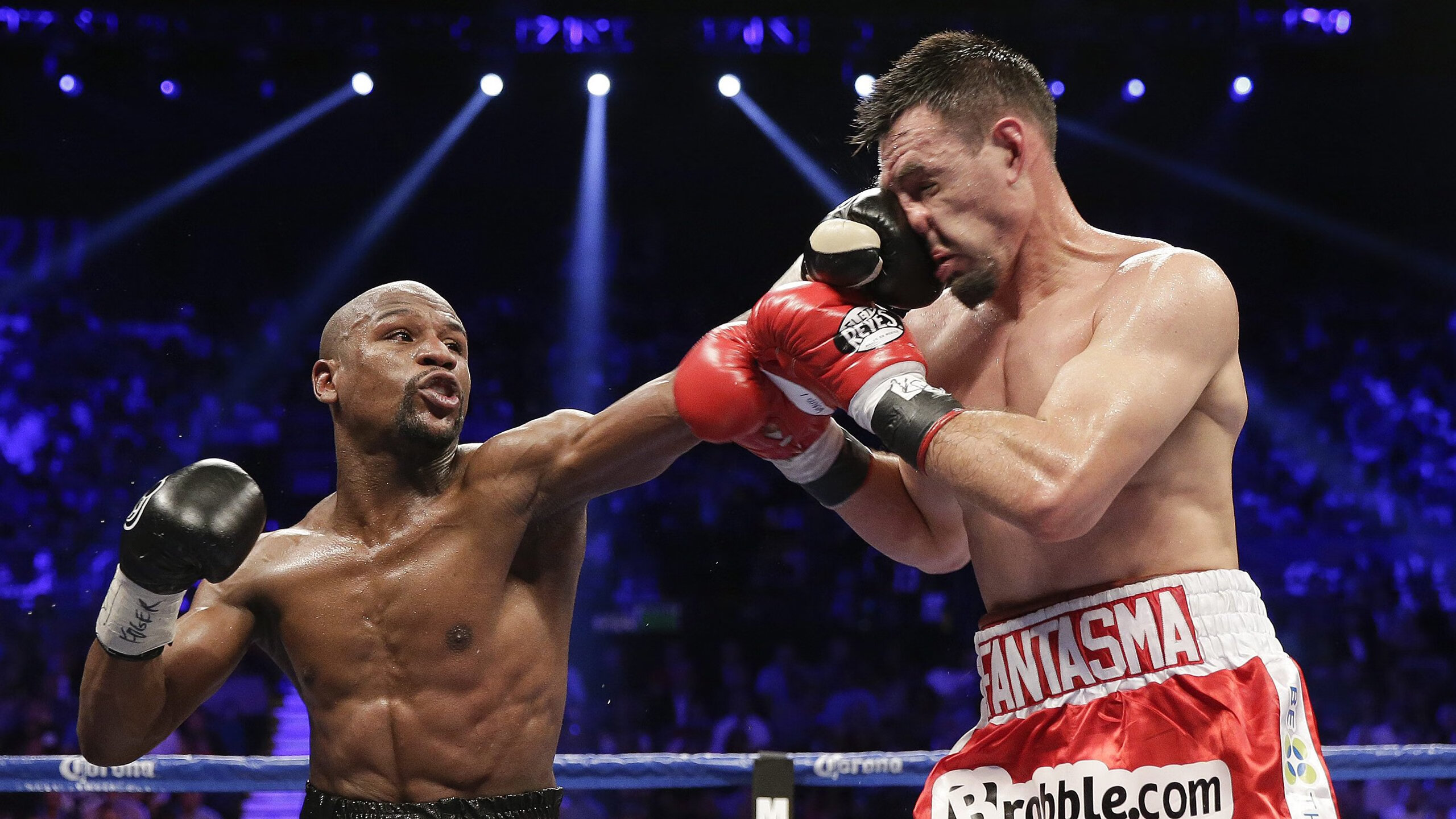 绝境双雄，C罗关键先生本色，国际米兰加时鏖战荷兰